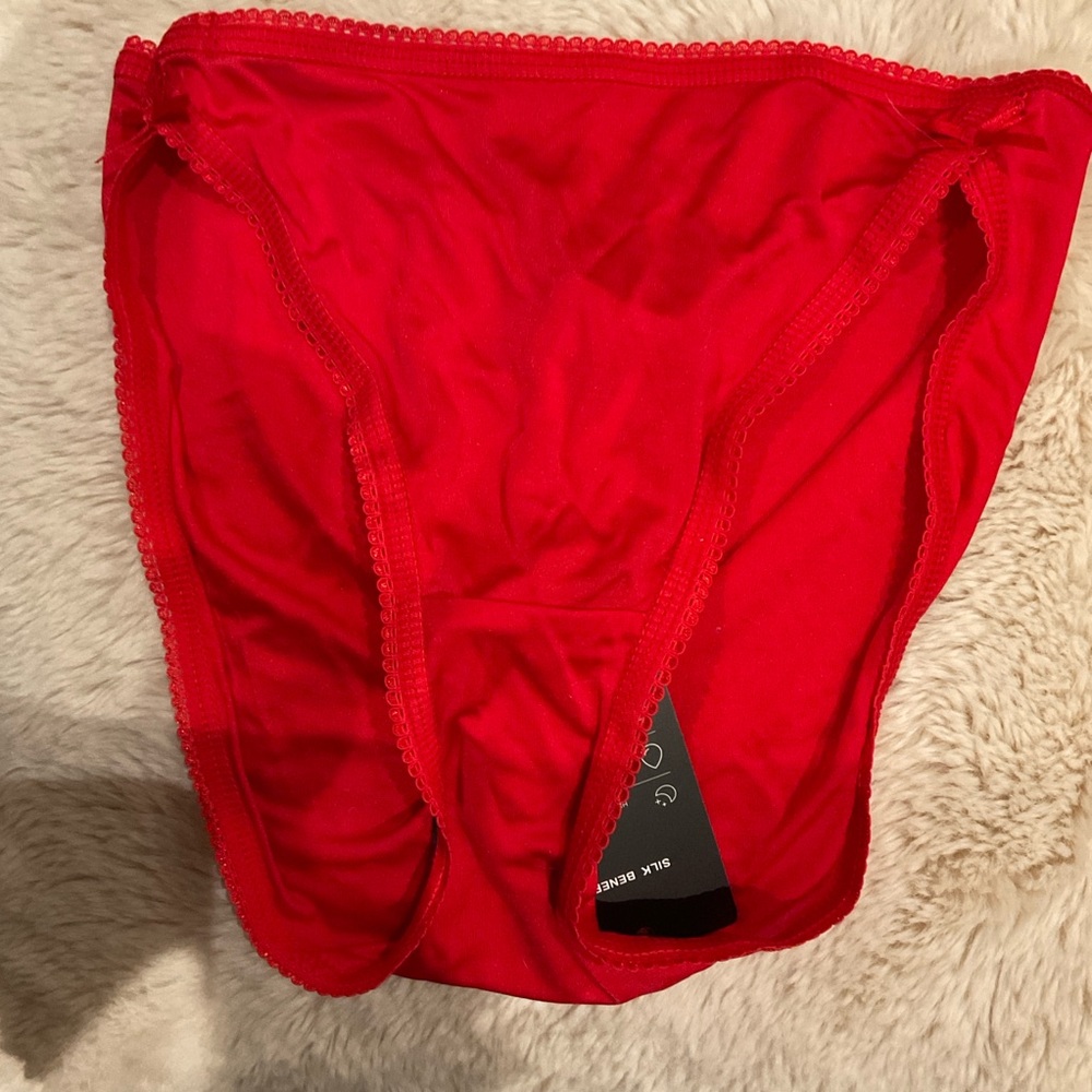 Silky Silk Women’s 2 Piece Panty Set- one red, one black. NWT - Picture 3 of 7